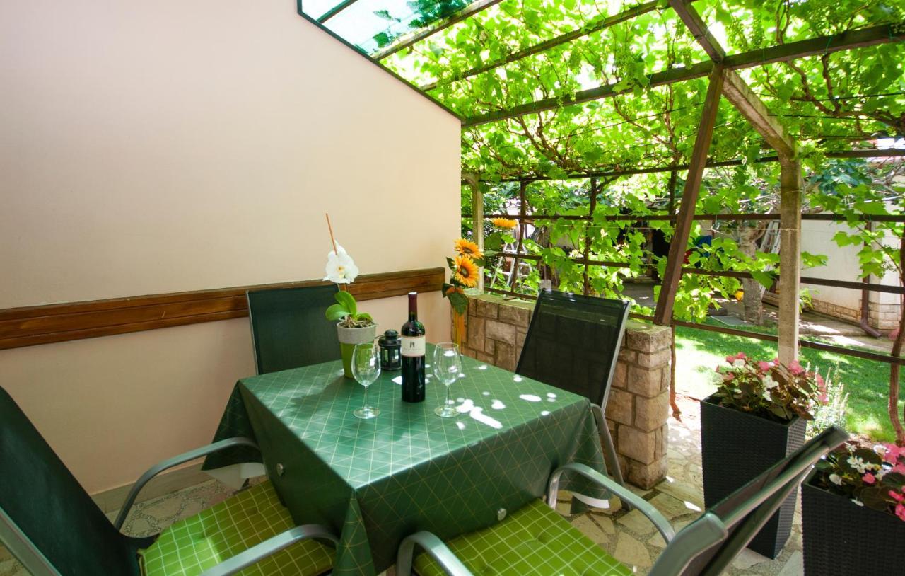 Guest House Ljubica Medulin Exterior foto